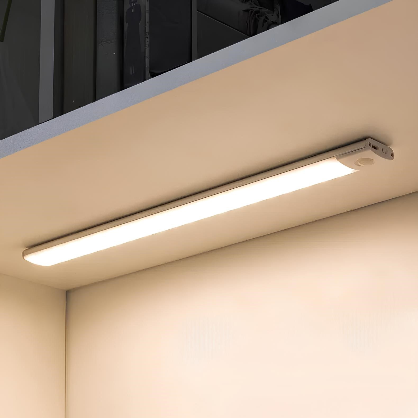 Luz LED para gabinete con sensor de movimiento