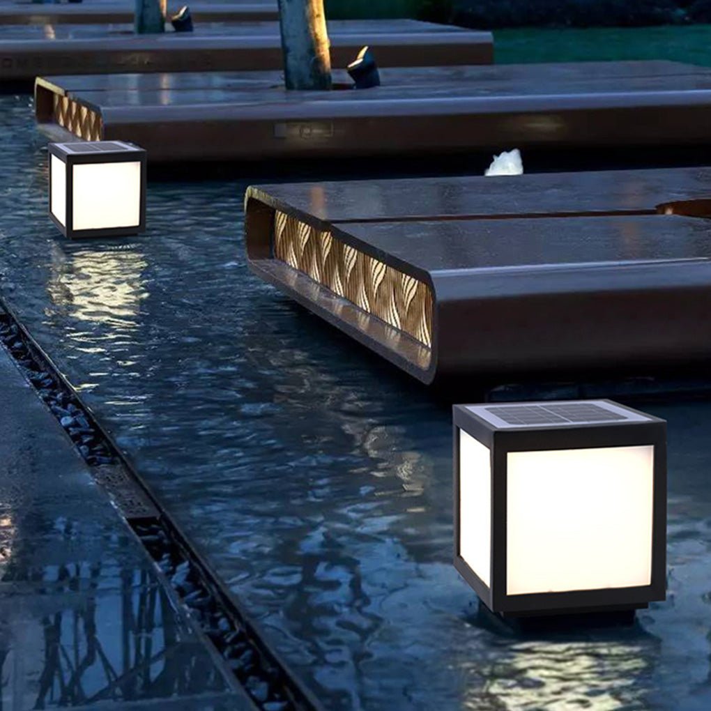 Farola LED solar negra para exteriores