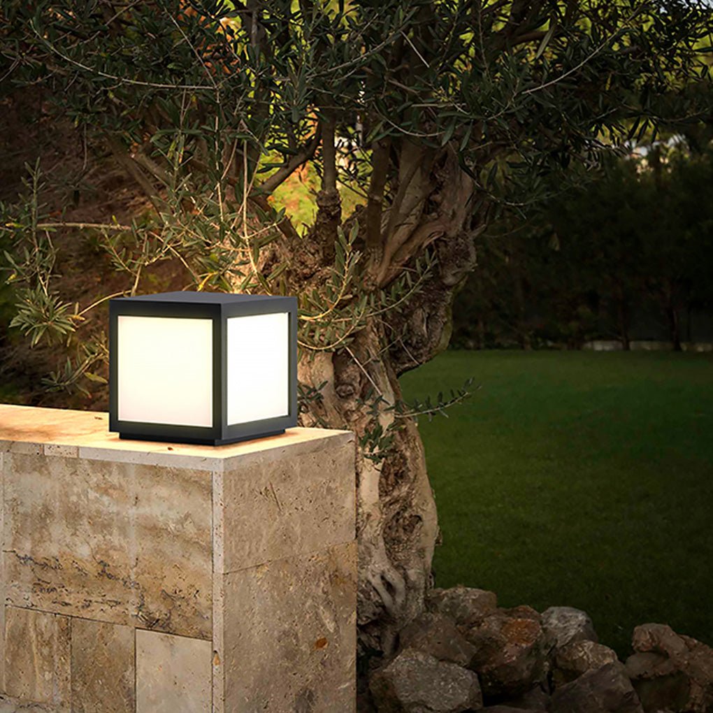 Farola LED solar negra para exteriores