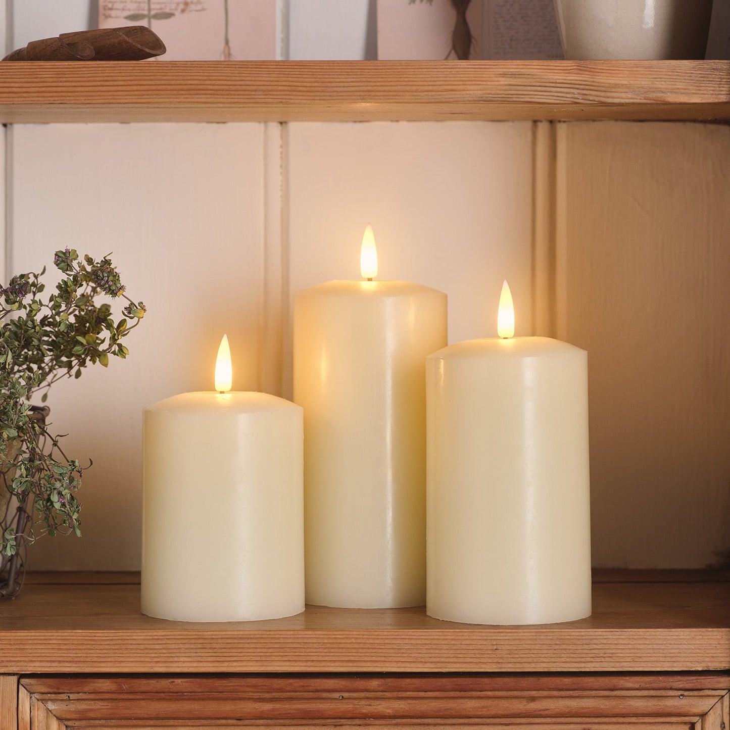 Świece woskowe LED bez płomienia z pilotem zdalnego sterowania