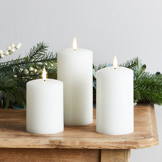 CA20037_2_White-Truglow-LED-Pillar-Candle-Trio-Christmas-Indoor-Table.jpg