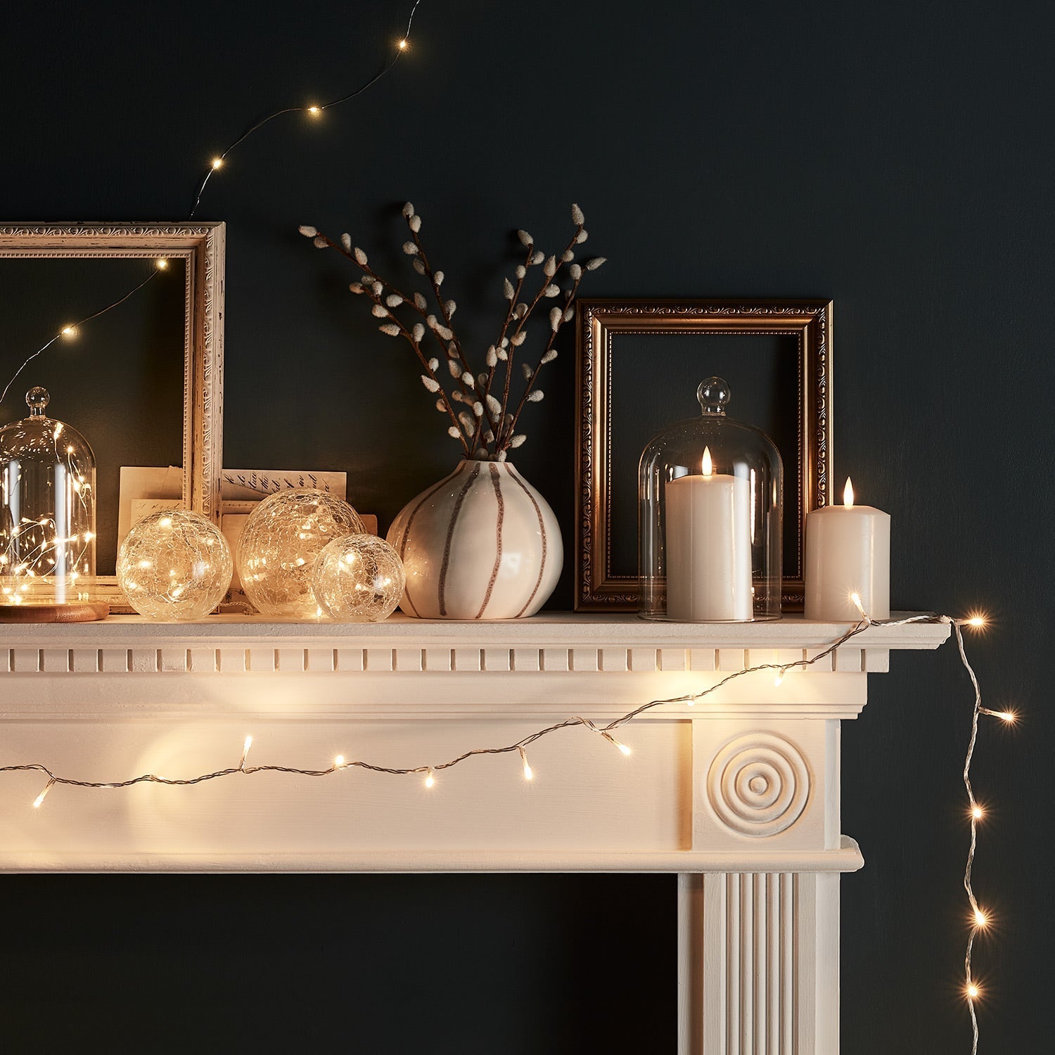 Cosy-Home-Mantelpiece_1.jpg