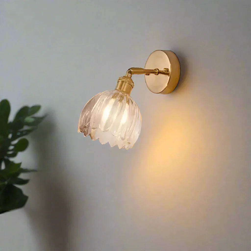 Aplique de pared vintage de cristal y latón