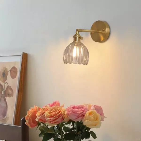 Aplique de pared vintage de cristal y latón
