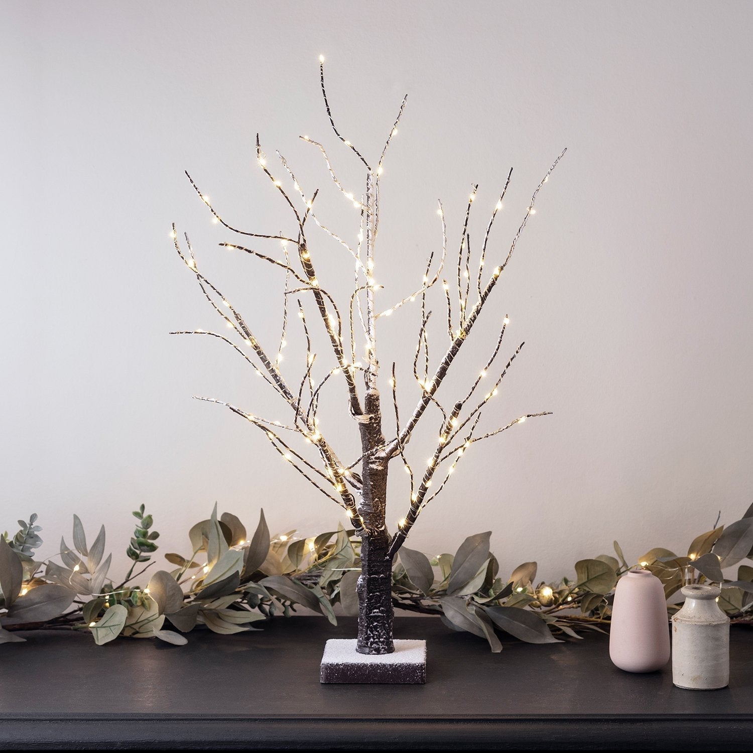 LL17033_Mini-Micro_Pre-Lit-Light-Twig_Tree-Christmas-Close_P1.jpg