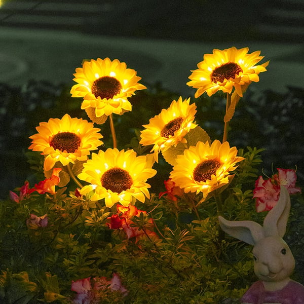 GlowBloom – Solar Flower Garden Lights