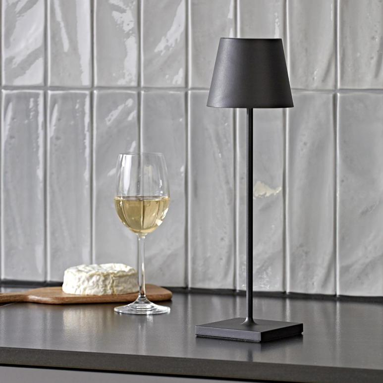 Moderne Aluminium LED-Tischlampe